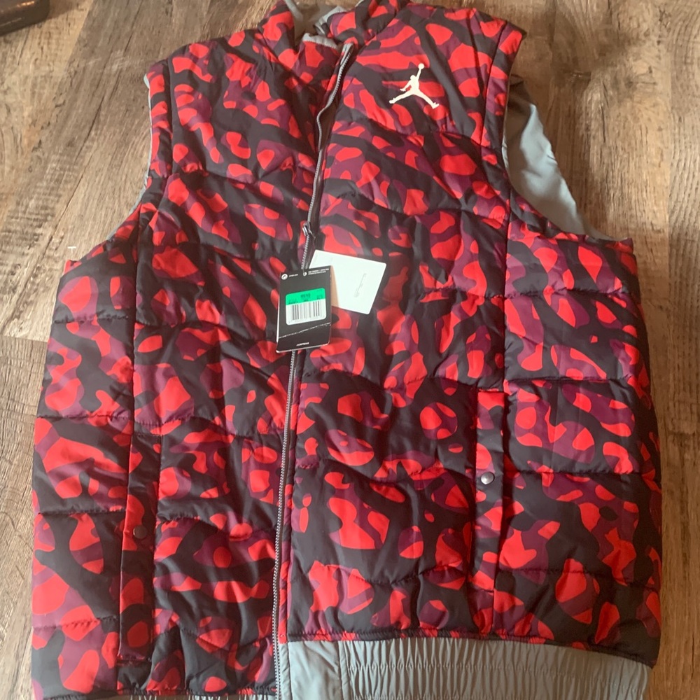 Reverse-able Jordan Vest